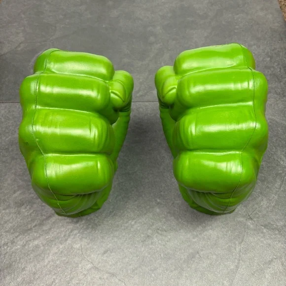 2014 Marvel Incredible Hulk Foam Fists Smash Punch Play Fun Kids - Picture 2 of 5